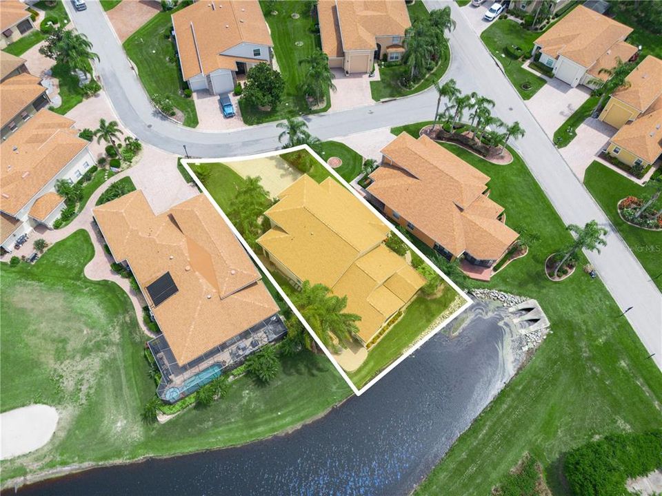 En Venta: $535,000 (3 camas, 3 baños, 2371 Pies cuadrados)