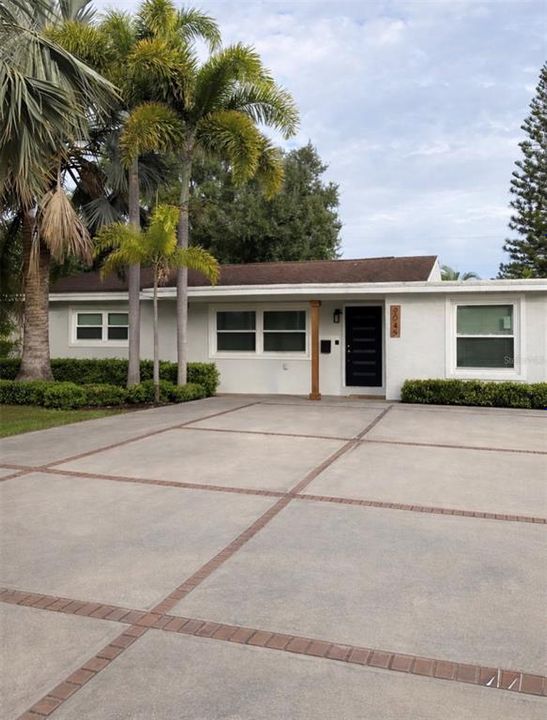 待售: $350,000 (3 贝兹, 2 浴室, 1350 平方英尺)