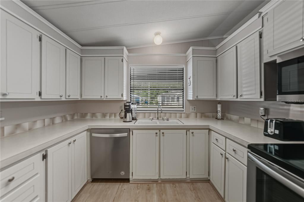 En Venta: $169,900 (2 camas, 2 baños, 1144 Pies cuadrados)