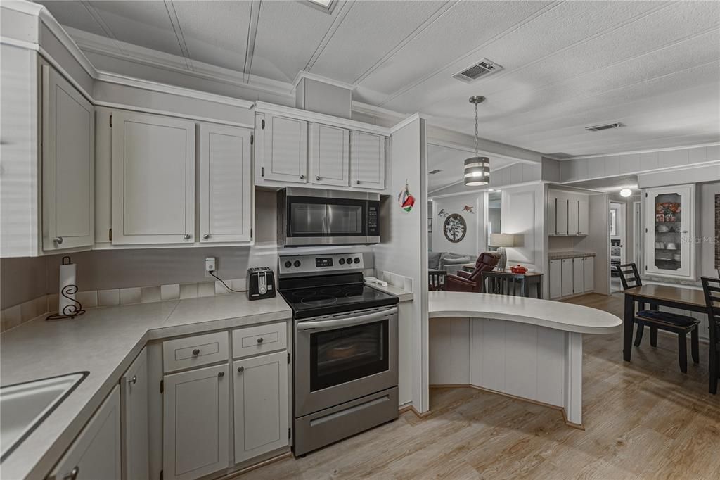 En Venta: $169,900 (2 camas, 2 baños, 1144 Pies cuadrados)