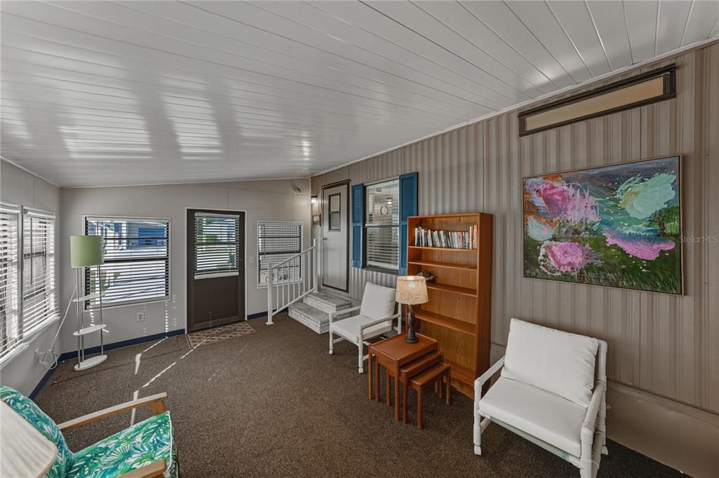 En Venta: $169,900 (2 camas, 2 baños, 1144 Pies cuadrados)