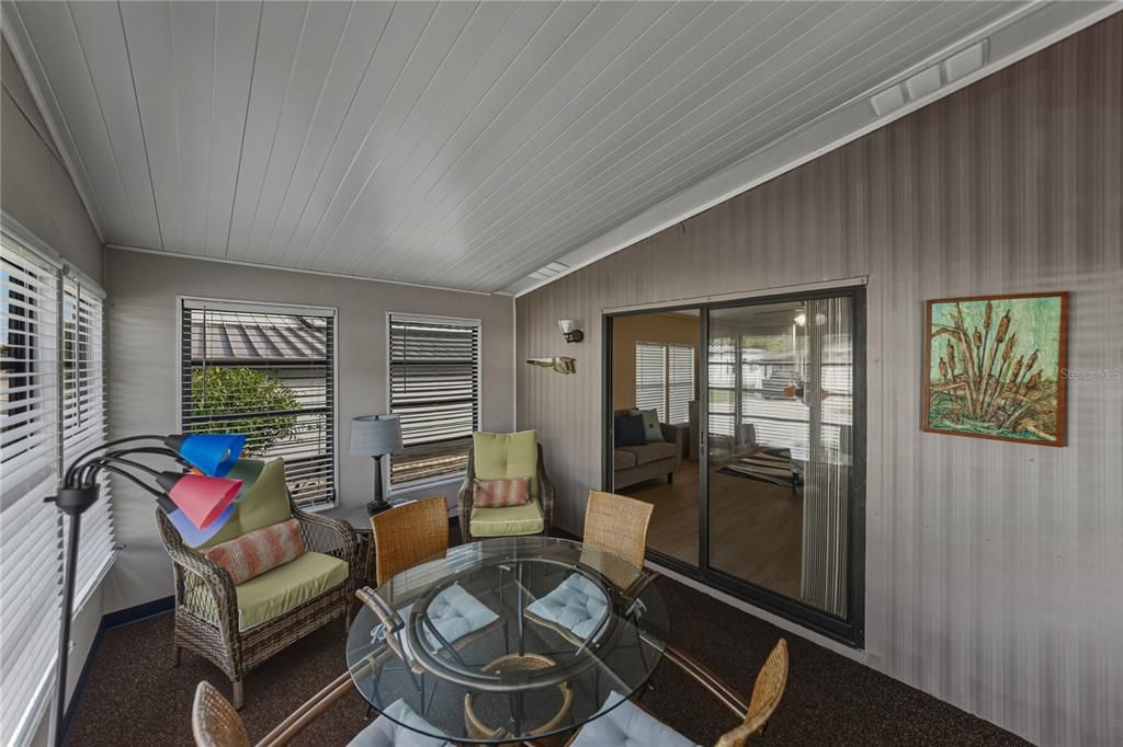 En Venta: $169,900 (2 camas, 2 baños, 1144 Pies cuadrados)