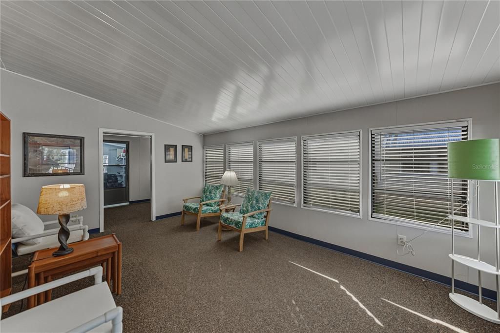 En Venta: $169,900 (2 camas, 2 baños, 1144 Pies cuadrados)