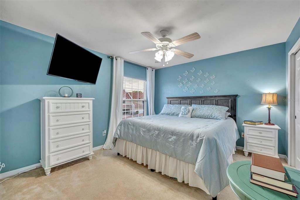 待售: $345,000 (2 贝兹, 2 浴室, 1824 平方英尺)