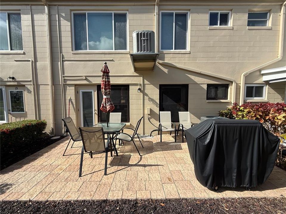 For Sale: $210,000 (2 beds, 2 baths, 1080 Square Feet)