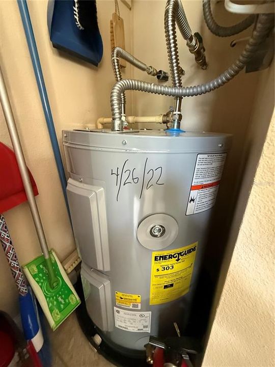 For Sale: $210,000 (2 beds, 2 baths, 1080 Square Feet)