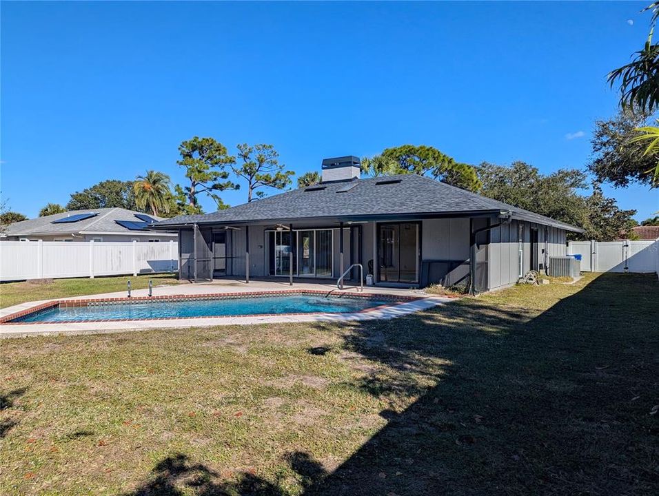 For Sale: $385,000 (3 beds, 2 baths, 1800 Square Feet)