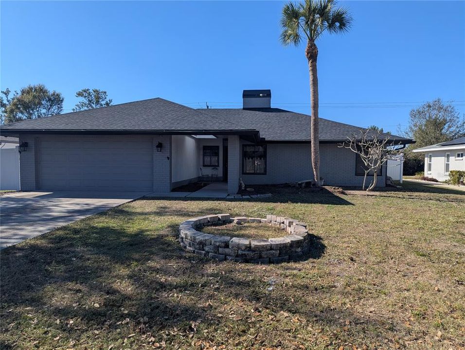 For Sale: $385,000 (3 beds, 2 baths, 1800 Square Feet)