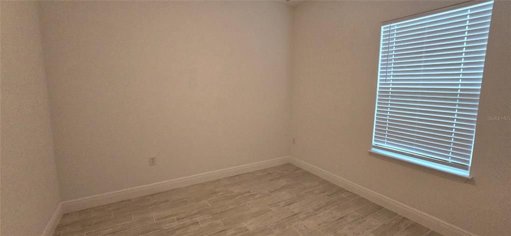 出租: $1,795 (4 贝兹, 2 浴室, 1696 平方英尺)