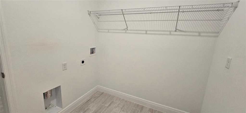 出租: $1,795 (4 贝兹, 2 浴室, 1696 平方英尺)