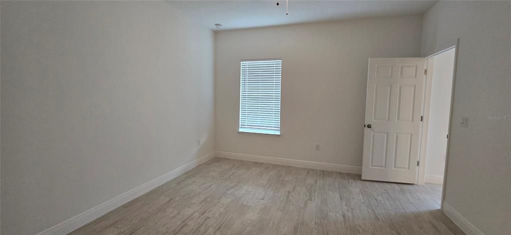 出租: $1,795 (4 贝兹, 2 浴室, 1696 平方英尺)