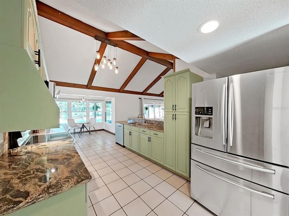 For Sale: $495,000 (4 beds, 3 baths, 2488 Square Feet)