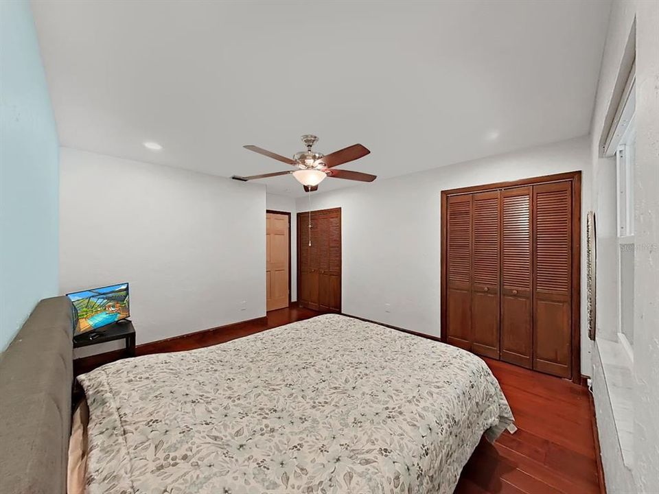 For Sale: $495,000 (4 beds, 3 baths, 2488 Square Feet)