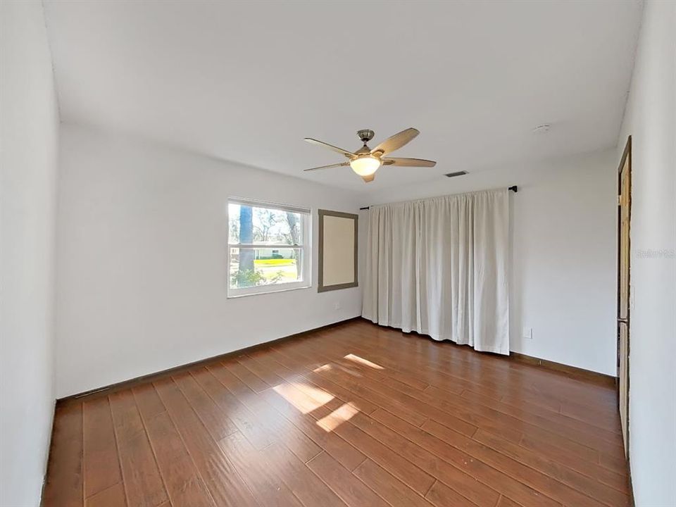 For Sale: $495,000 (4 beds, 3 baths, 2488 Square Feet)