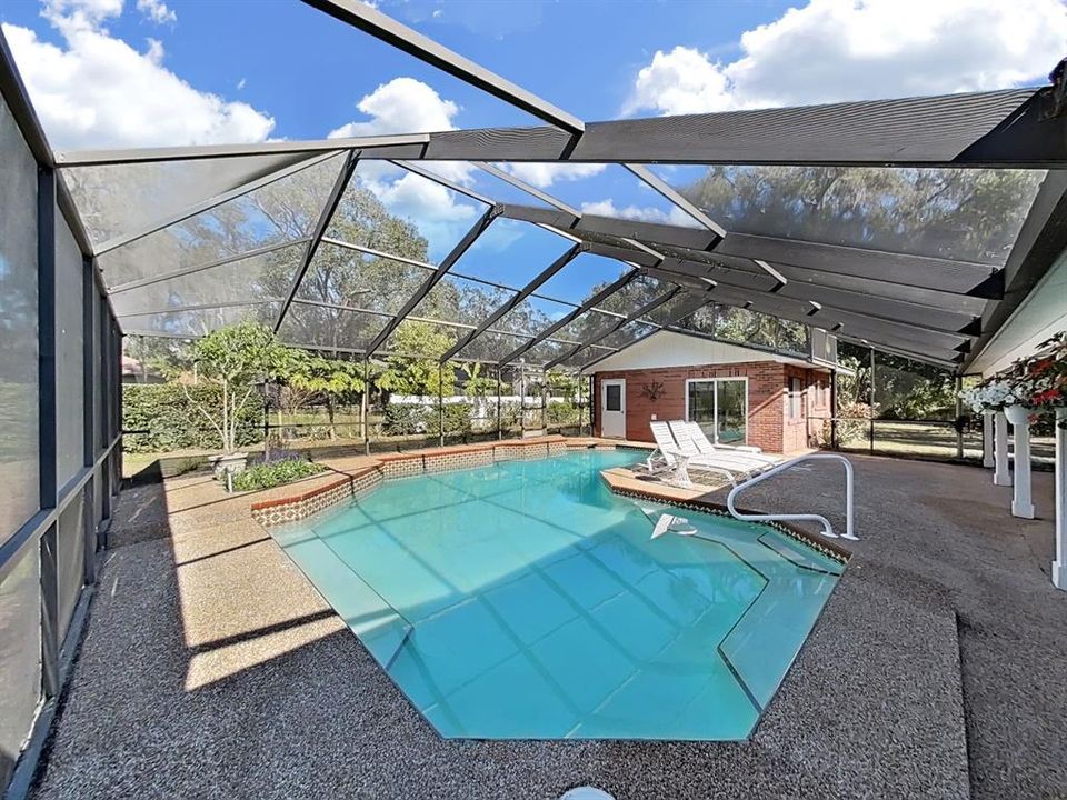 For Sale: $495,000 (4 beds, 3 baths, 2488 Square Feet)