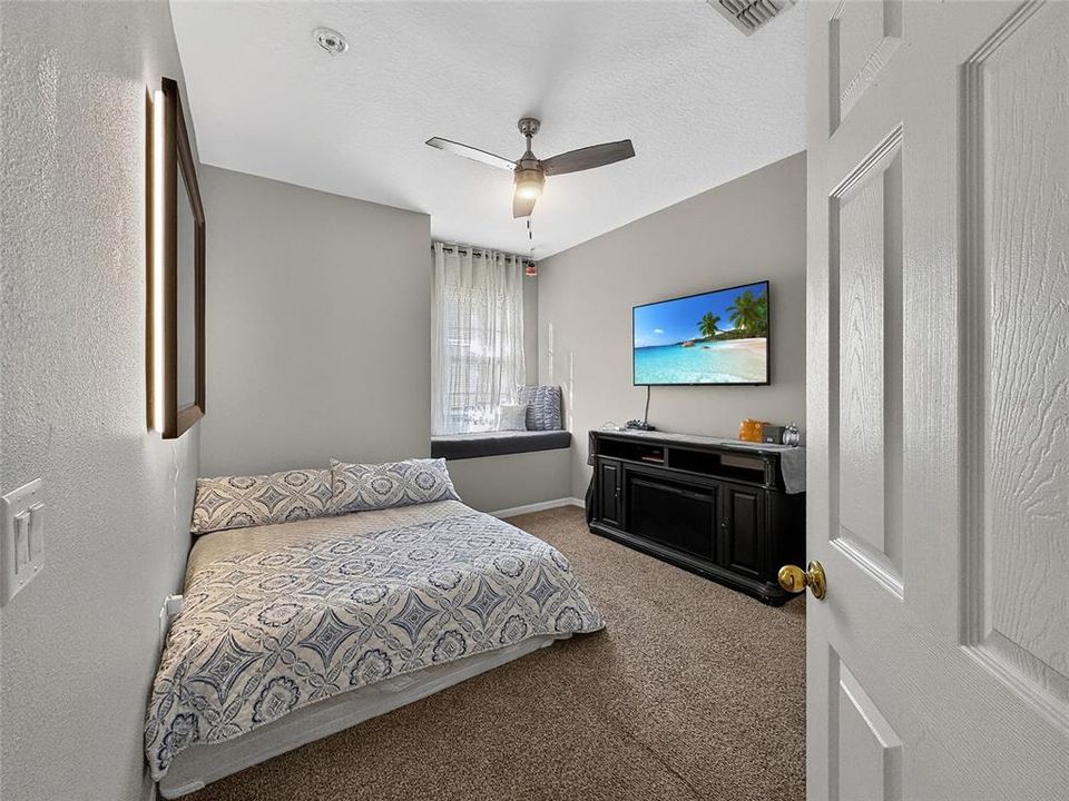 For Sale: $580,000 (4 beds, 2 baths, 2123 Square Feet)