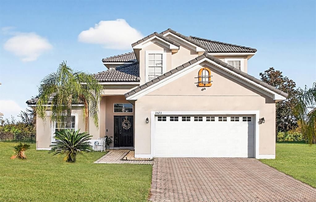 For Sale: $580,000 (4 beds, 2 baths, 2123 Square Feet)