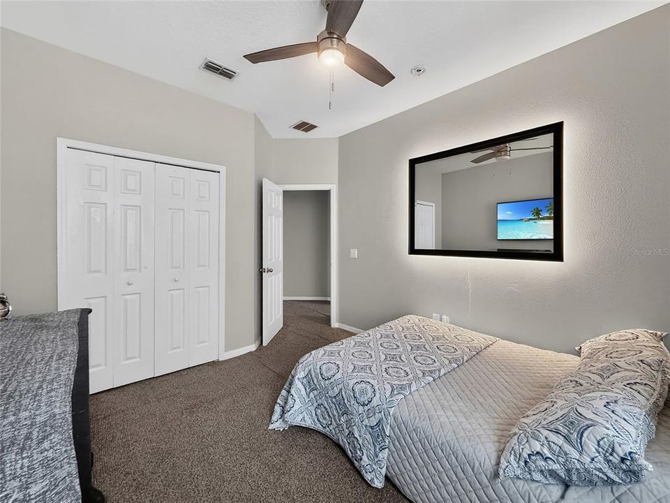 For Sale: $580,000 (4 beds, 2 baths, 2123 Square Feet)