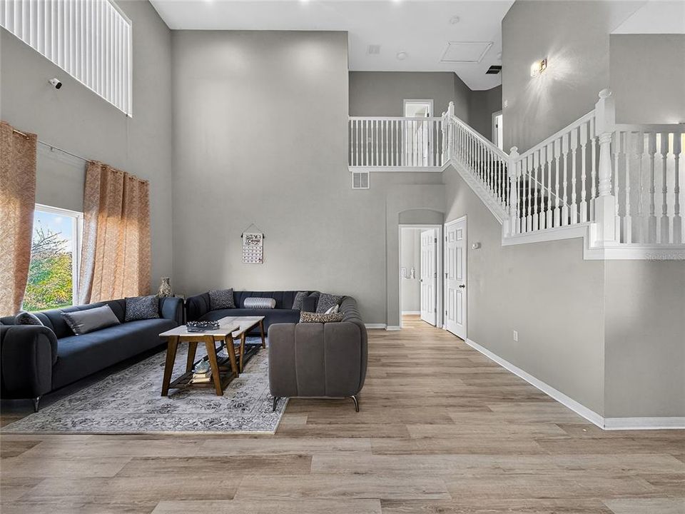 For Sale: $580,000 (4 beds, 2 baths, 2123 Square Feet)