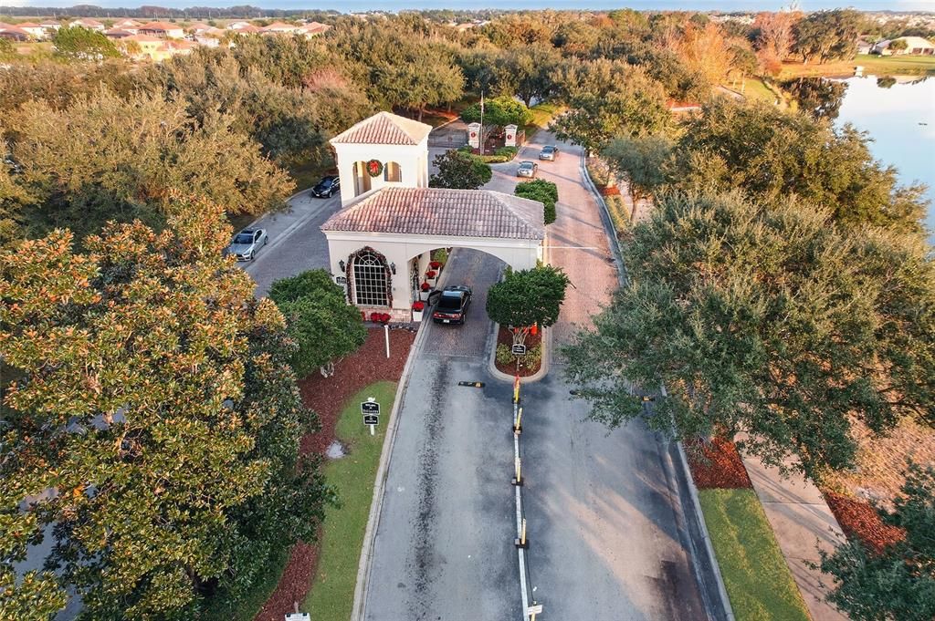 For Sale: $580,000 (4 beds, 2 baths, 2123 Square Feet)