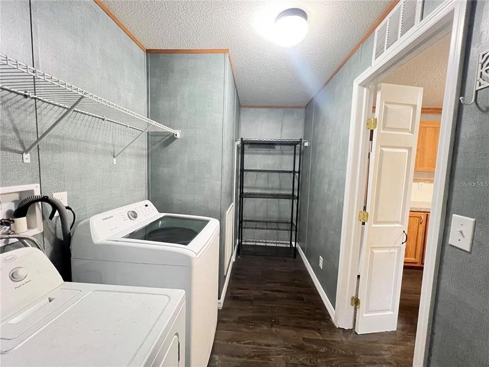 В аренду: $1,550 (3 спален, 2 ванн, 1280 Квадратных фут)