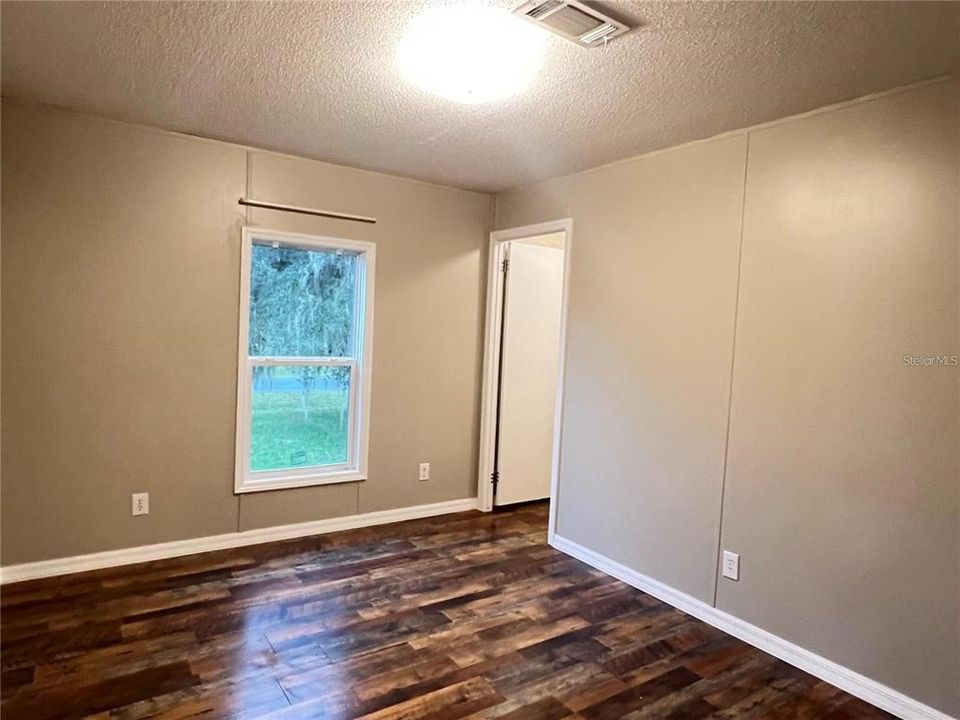 В аренду: $1,550 (3 спален, 2 ванн, 1280 Квадратных фут)