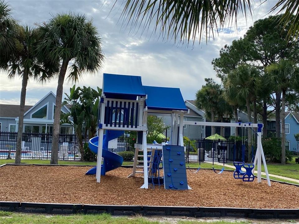 В аренду: $1,595 (2 спален, 2 ванн, 866 Квадратных фут)