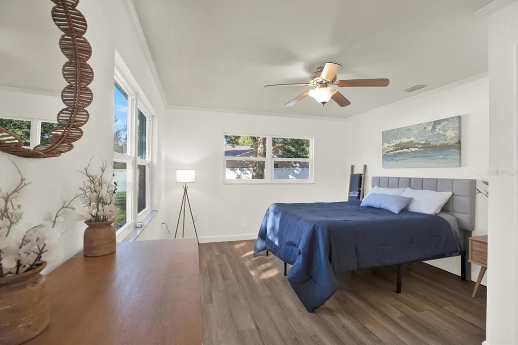 На продажу: $499,900 (2 спален, 2 ванн, 1419 Квадратных фут)