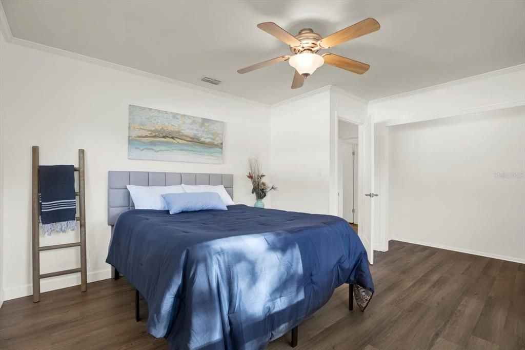 На продажу: $499,900 (2 спален, 2 ванн, 1419 Квадратных фут)