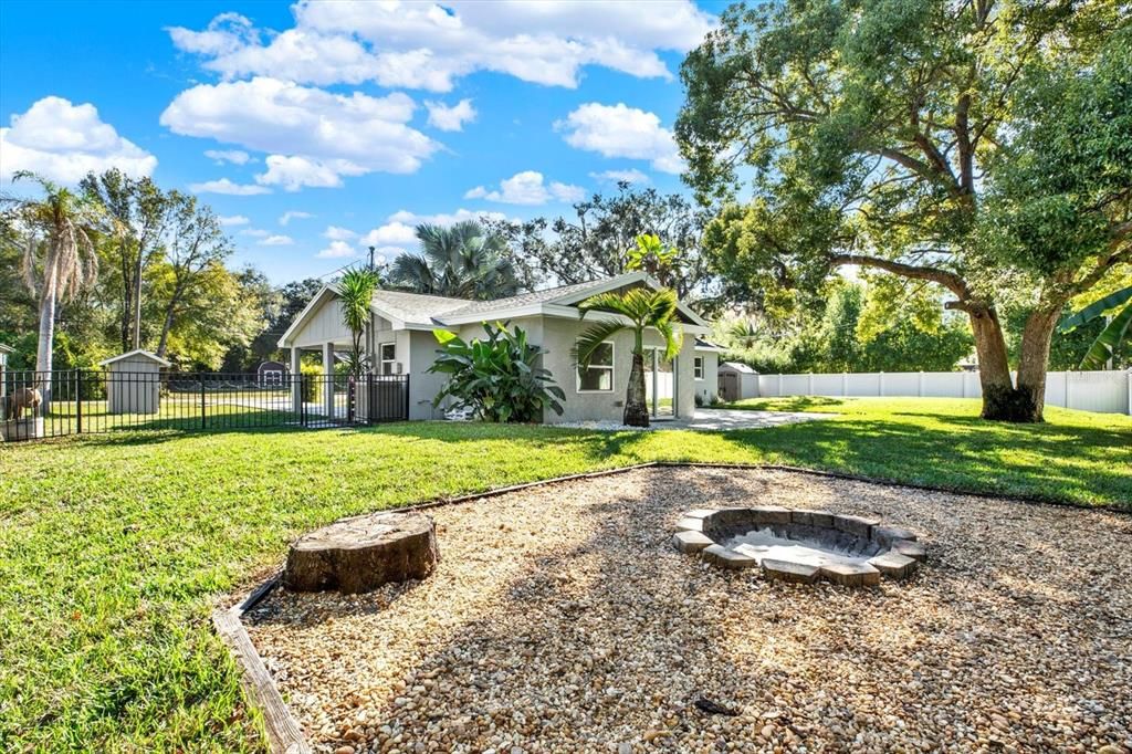 На продажу: $499,900 (2 спален, 2 ванн, 1419 Квадратных фут)