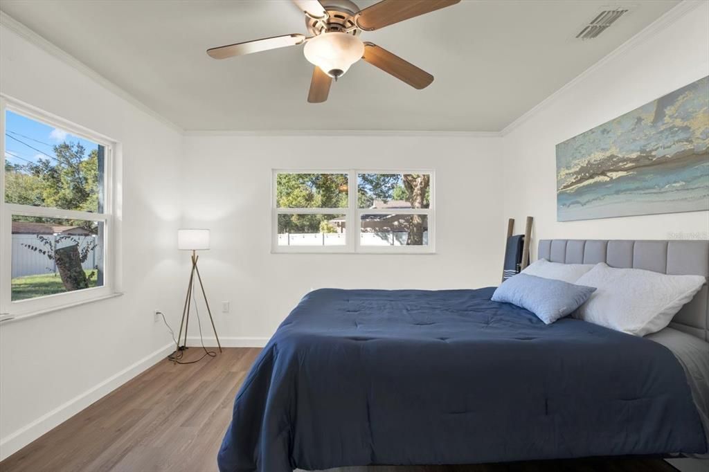 На продажу: $499,900 (2 спален, 2 ванн, 1419 Квадратных фут)