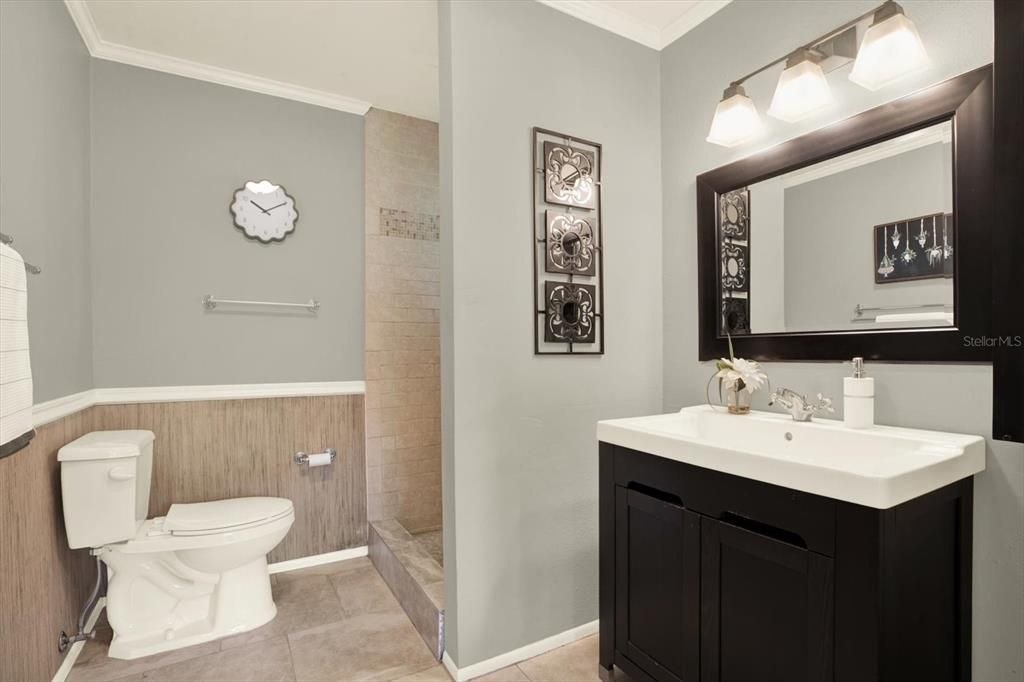 На продажу: $499,900 (2 спален, 2 ванн, 1419 Квадратных фут)