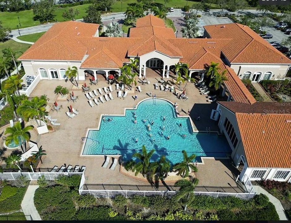 En Venta: $482,000 (3 camas, 2 baños, 2012 Pies cuadrados)