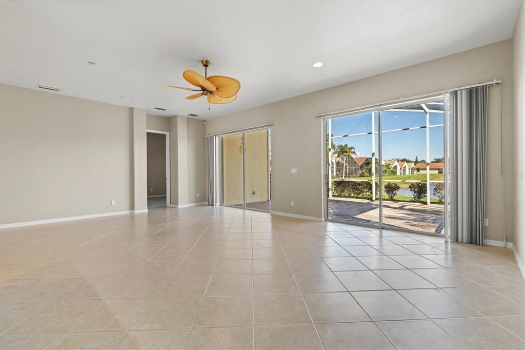 En Venta: $482,000 (3 camas, 2 baños, 2012 Pies cuadrados)