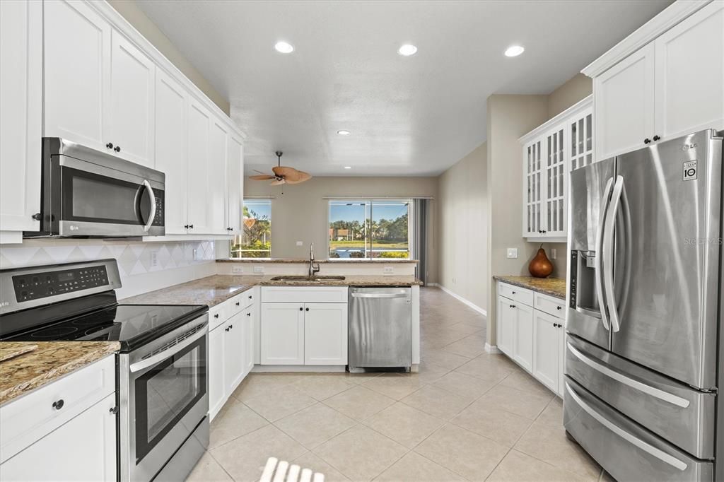 En Venta: $482,000 (3 camas, 2 baños, 2012 Pies cuadrados)