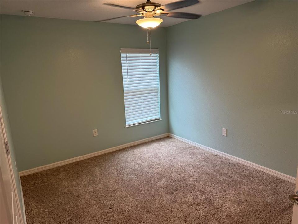 For Rent: $2,200 (4 beds, 2 baths, 1870 Square Feet)