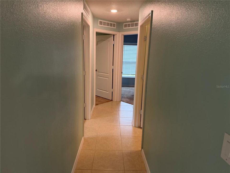 For Rent: $2,200 (4 beds, 2 baths, 1870 Square Feet)