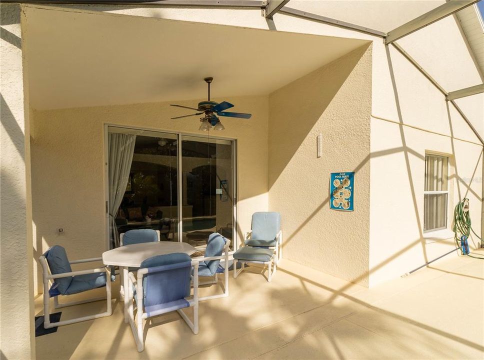 En Venta: $429,000 (4 camas, 2 baños, 1822 Pies cuadrados)