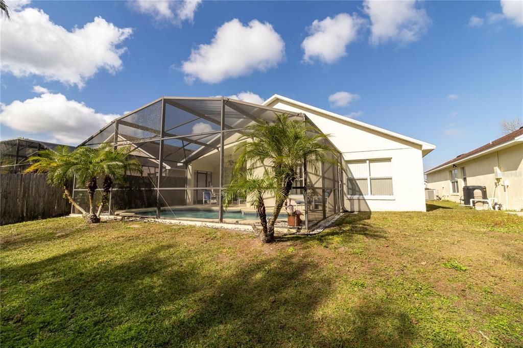 En Venta: $429,000 (4 camas, 2 baños, 1822 Pies cuadrados)