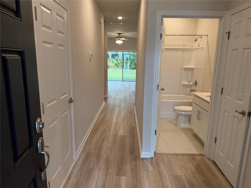 出租: $2,300 (3 贝兹, 2 浴室, 1587 平方英尺)