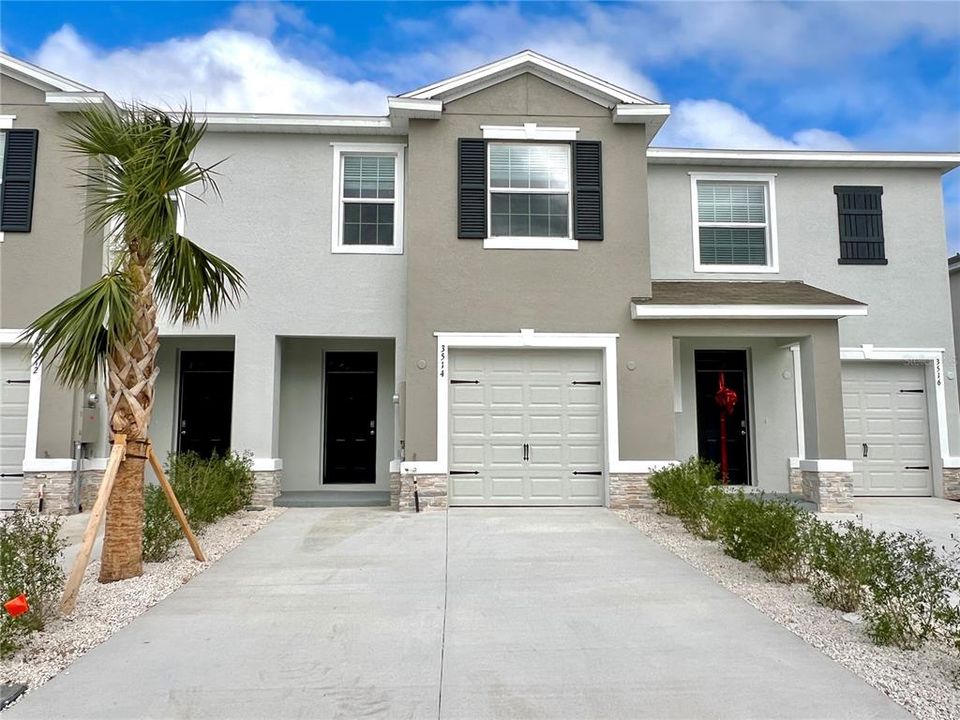 出租: $2,250 (3 贝兹, 2 浴室, 1673 平方英尺)