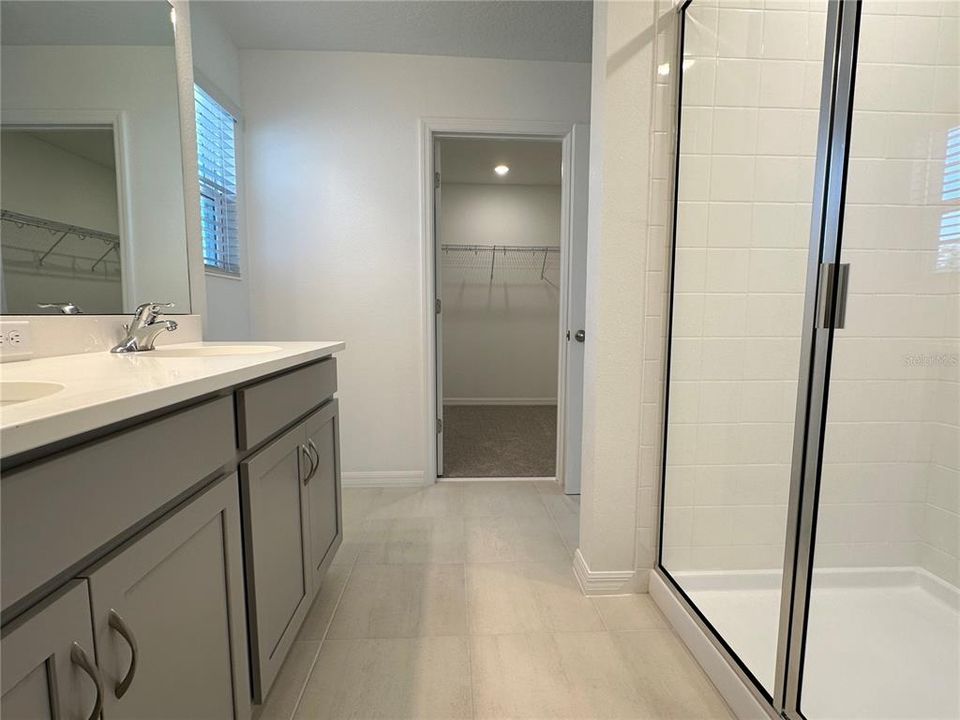 出租: $2,500 (4 贝兹, 2 浴室, 2536 平方英尺)