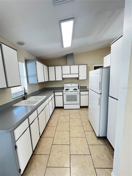 En Renta: $1,750 (2 camas, 2 baños, 1067 Pies cuadrados)