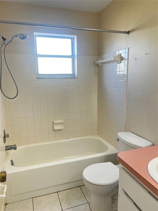 En Renta: $1,750 (2 camas, 2 baños, 1067 Pies cuadrados)