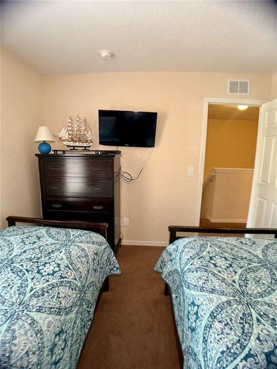 For Sale: $260,000 (4 beds, 3 baths, 1492 Square Feet)