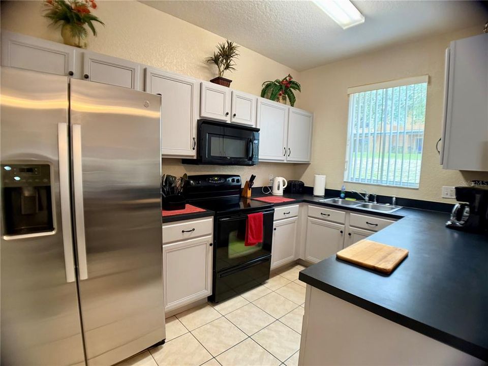 For Sale: $260,000 (4 beds, 3 baths, 1492 Square Feet)