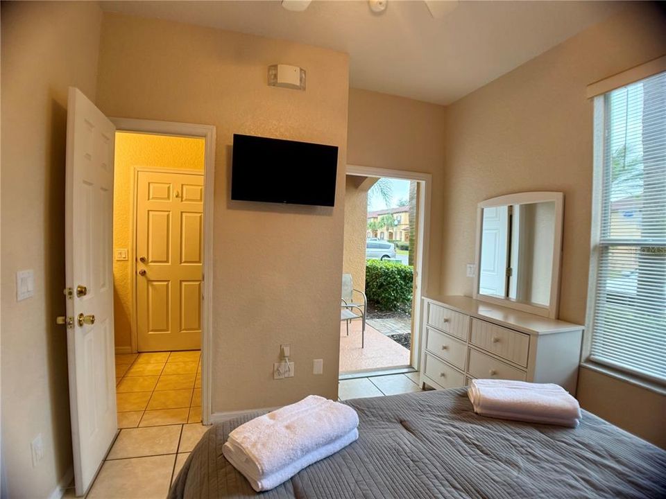 For Sale: $260,000 (4 beds, 3 baths, 1492 Square Feet)