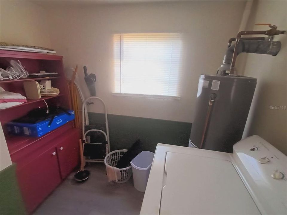 Под контрактом: $157,000 (2 спален, 2 ванн, 984 Квадратных фут)