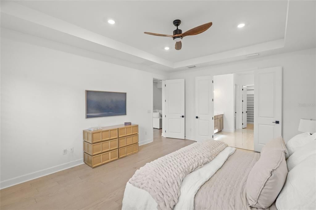 На продажу: $1,295,000 (4 спален, 4 ванн, 3898 Квадратных фут)