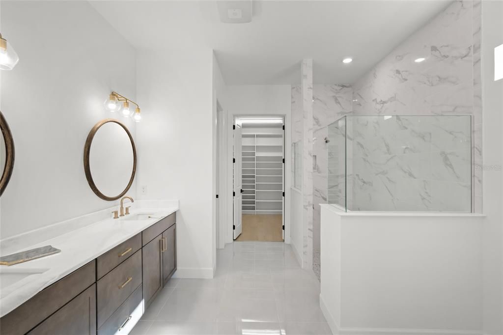 На продажу: $1,295,000 (4 спален, 4 ванн, 3898 Квадратных фут)